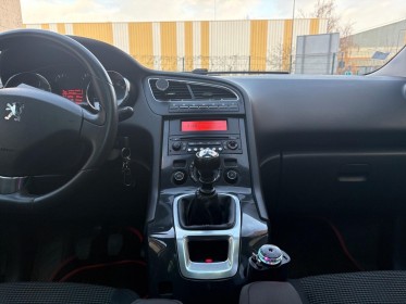 Peugeot 5008 1.6 hdi 110ch fap bvm6 premium 7pl - toit panoramique- embrayage neuf occasion simplicicar lagny  simplicicar...