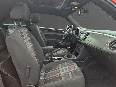 Volkswagen coccinelle tsi 105 bmt club garantie 12 mois occasion simplicicar angers simplicicar simplicibike france