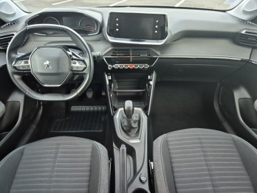 Peugeot 208 essence 75 ss bvm5 style garantie 12 mois occasion simplicicar angers simplicicar simplicibike france