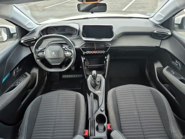 Peugeot 208 essence 75 ss bvm5 style garantie 12 mois occasion simplicicar angers simplicicar simplicibike france