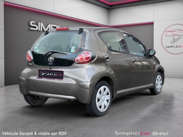 Toyota aygo mc 1.0 vvt-i dynamic 5 portes - garantie 12 mois occasion simplicicar brest simplicicar simplicibike france