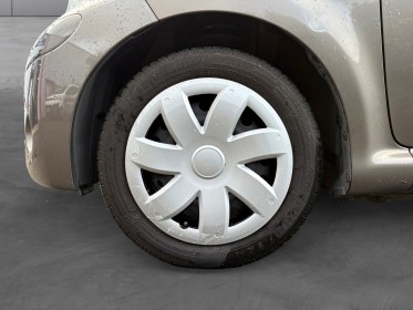 Toyota aygo mc 1.0 vvt-i dynamic 5 portes - garantie 12 mois occasion simplicicar brest simplicicar simplicibike france