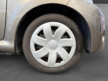 Toyota aygo mc 1.0 vvt-i dynamic 5 portes - garantie 12 mois occasion simplicicar brest simplicicar simplicibike france