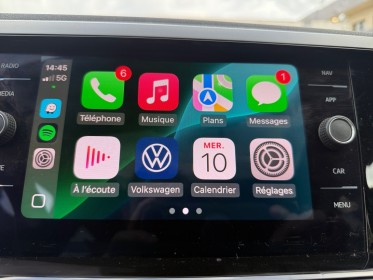 Volkswagen taigo 1.0 tsi 110 dsg7 r-line toit ouvrant carplay démarrage sans clé caméra de recul chargeur induction......