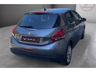 PEUGEOT d'occasion 208 AFFAIRE 1.2 PURE TECH 82 PREMIUM de 2019 Nice