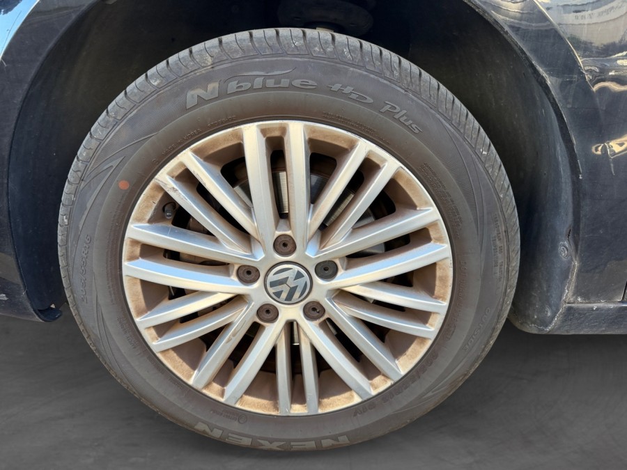 VOLKSWAGEN d'occasion TOURAN 1.6 TDI 105 BLUEMOTION MATCH de 2015