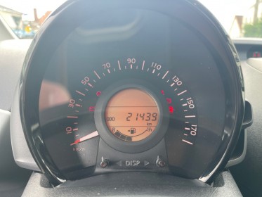 Peugeot 108 courroie ok  garantie 12 mois  régulateur de vitesse occasion simplicicar la fleche simplicicar simplicibike...