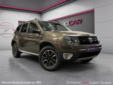 Dacia duster tce 125 4x4 black touch - caméra - sièges chauffants - garantie 12 mois occasion simplicicar lyon ouest...