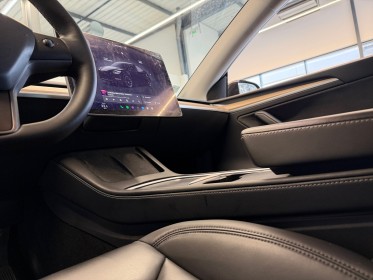 Tesla model y standard rwd - camera - jantes 20 - feux full led - son hifi occasion simplicicar strasbourg simplicicar...