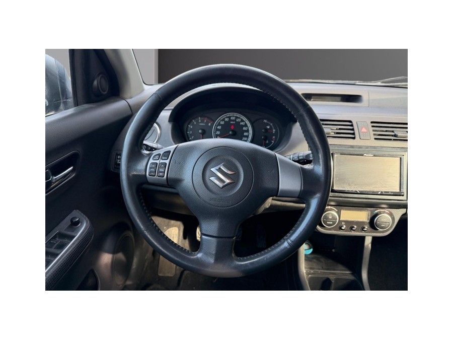 SUZUKI d'occasion SWIFT 1.3 VVT GL de 2006 Nice (06)﻿