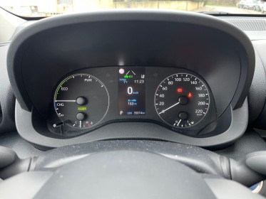 Toyota yaris hybride my22 116h/camera de recul/carplay/1ère mains/garantie toyota occasion simplicicar salon de provence...