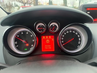 Opel meriva 1.6 cdti-136 ch-cosmo pack-attelage-révisé et garantie 12 mois occasion simplicicar salon de provence...