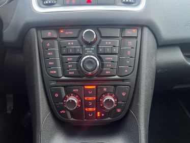 Opel meriva 1.6 cdti-136 ch-cosmo pack-attelage-révisé et garantie 12 mois occasion simplicicar salon de provence...