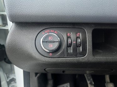 Opel meriva 1.6 cdti-136 ch-cosmo pack-attelage-révisé et garantie 12 mois occasion simplicicar salon de provence...