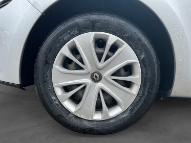 Renault clio iv tce 75 génération entretien complet occasion simplicicar lille  simplicicar simplicibike france