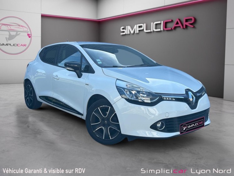 Renault clio iv 1.2 16v 75 limited carnet d'entretient complet, garantie 12mois occasion simplicicar lyon nord simplicicar...