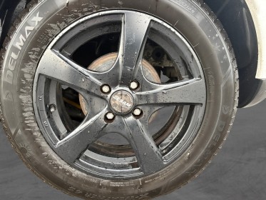 Renault clio iv dci 90 energy eco2 expression 90g toit panoramique/distribution ok/garantie 12mois occasion simplicicar lyon...