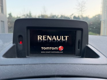 Renault clio iii dci 105 gordini  toit ouvrant / tomtom garantie 12 mois occasion simplicicar lyon nord simplicicar...
