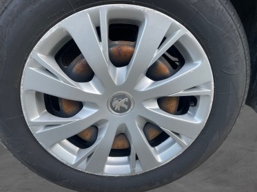 Peugeot 208 1.4 hdi 68ch bvm5 style  courroie de distribution faite , garantie 12 mois occasion simplicicar lyon nord...
