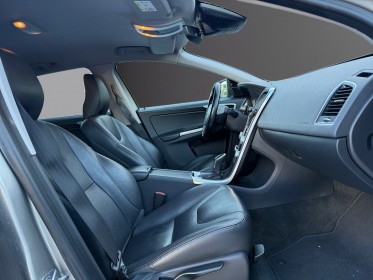Volvo xc60 d4 awd 181 ch summum geartronic a garantie 12 mois 4 roues motrices 5 cylindres diesel - 4 pneus neufs occasion...