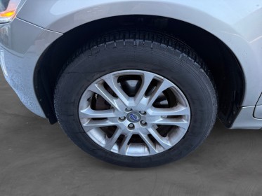 Volvo xc60 d4 awd 181 ch summum geartronic a garantie 12 mois 4 roues motrices 5 cylindres diesel - 4 pneus neufs occasion...