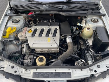 Renault megane cab 1.6i 16v dynamique distribution faite révisée et garantie occasion simplicicar royan simplicicar...