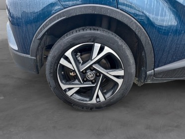 Toyota c-hr hybride my23 1.8l design lane assist clim bi zone garantie 12 mois occasion simplicicar toulouse nord simplicicar...