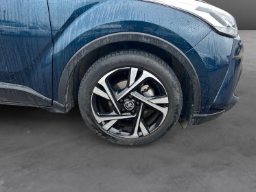 Toyota c-hr hybride my23 1.8l design lane assist clim bi zone garantie 12 mois occasion simplicicar toulouse nord simplicicar...