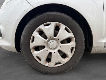 Ford fiesta 1.6 tdci 90 trend climatisation bluetooth garantie 12 mois occasion simplicicar marignane  simplicicar...