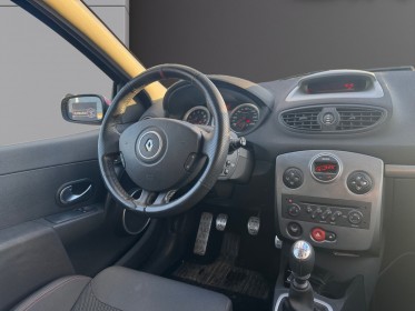 Renault clio iii 2.0 16v 200 renault sport - sièges recaro redbull - garantie 12 mois occasion simplicicar evreux...