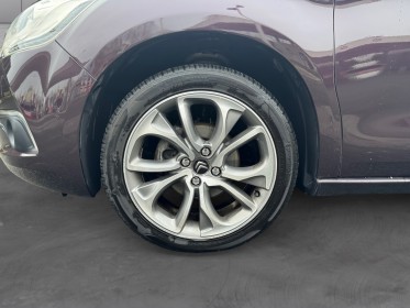 Citroen ds4 so chic  130 courroie de distribution ok / siège chauffant  massant électrique / radar av  ar / carnet...