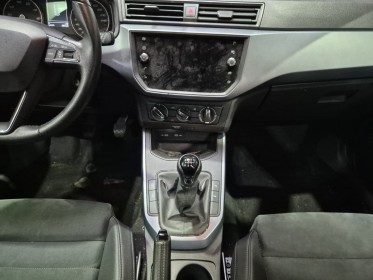 Seat arona 1.0 tsi 95 ch start/stop bvm5 urban - garantie 12 mois occasion simplicicar lyon ouest simplicicar simplicibike...