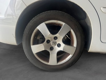 Peugeot 207 sw 1.6 hdi 112ch fap premium clim toit panoramique garantie 12 mois occasion simplicicar bordeaux  simplicicar...