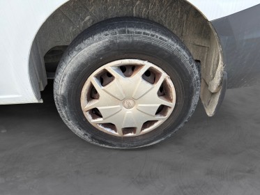 Ford transit custom cabine approfondie ambiente 290  l1h1 2.0 tdci 130 occasion avignon (84) simplicicar simplicibike france