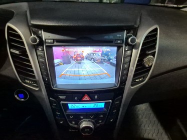 Hyundai i30 1.6 crdi 128 pack premium occasion simplicicar arras  simplicicar simplicibike france