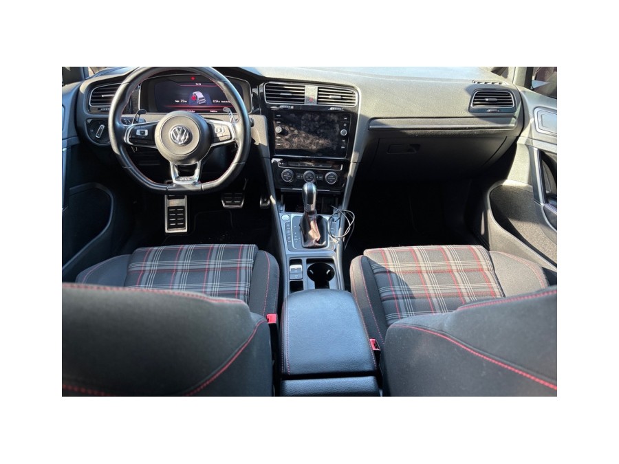 VOLKSWAGEN d'occasion GOLF GTI PIRELLI 2.0T FSI 230 DSG de 2019 Nice