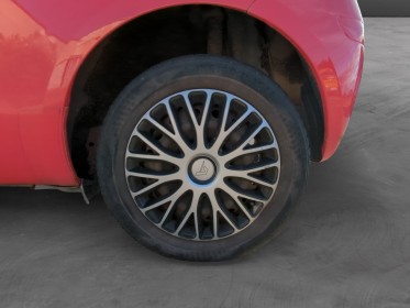 Toyota yaris 1.4 - 90 d-4d fap in commande au volant clim garantie 12 mois occasion simplicicar frejus  simplicicar...