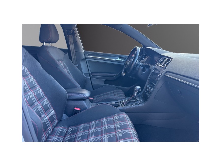 VOLKSWAGEN d'occasion GOLF GTI PIRELLI 2.0T FSI 230 DSG de 2019 Nice