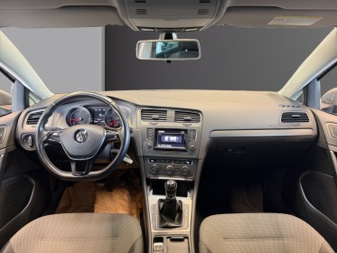 Volkswagen golf 1.6 tdi 105 bluemotion technology fap confortline sieges chauffants - jantes 18 - clim bizones - radar av/ar...