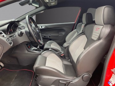 Ford fiesta 1.6 ecoboost 182 st keyless radars de recul régulateur de vitesse garantie 12 mois occasion barberey simplicicar...