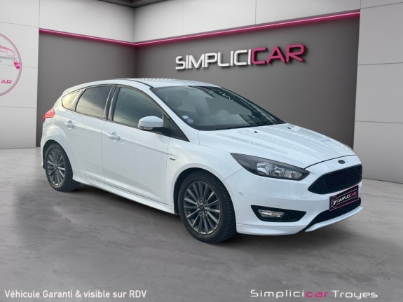 Ford focus 1.0 ecoboost 125 ss st line régulateur de vitesse caméra garantie 12 mois occasion barberey simplicicar...