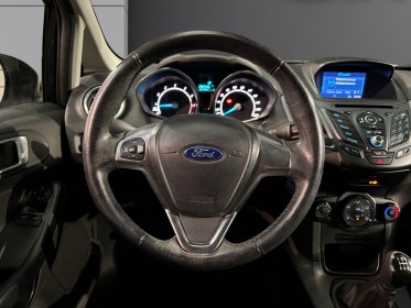 Ford fiesta 1.25 82ch fun distribution ok garantie 12 mois occasion simplicicar saint-jean simplicicar simplicibike france