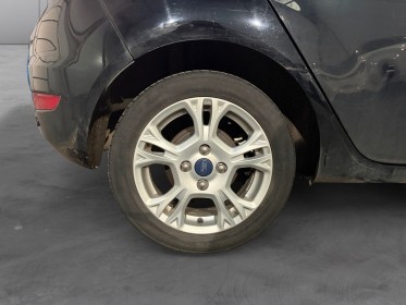 Ford fiesta 1.25 82ch fun distribution ok garantie 12 mois occasion simplicicar saint-jean simplicicar simplicibike france