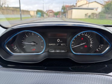 Peugeot 2008 business 1.6 bluehdi 100ch active business - carplay occasion champigny-sur-marne (94) simplicicar simplicibike...