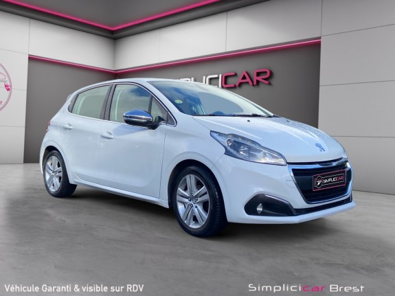 Peugeot 208 1.6 bluehdi 100ch ss bvm5 allure - distribution ok - garantie 12 mois occasion simplicicar brest simplicicar...