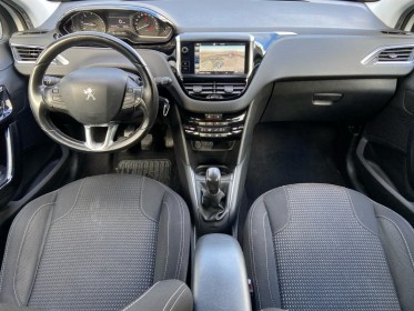 Peugeot 208 1.6 bluehdi 100ch ss bvm5 allure - distribution ok - garantie 12 mois occasion simplicicar brest simplicicar...