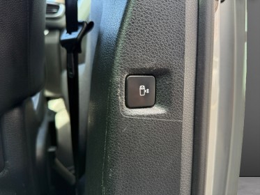 Peugeot traveller 2.0 bluehdi 150ch bvm6 allure 8 places attelage interieur cuir garantie 12 mois occasion simplicicar...