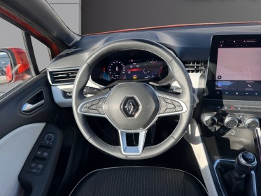 Renault clio v tce 90 techno grand écran caméra de recul clefs main libre garantie 12 mois occasion barberey simplicicar...