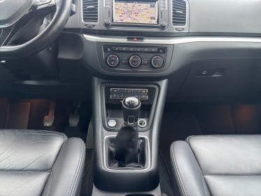 Volkswagen sharan 2.0 tdi 150 bluemotion technology carat occasion simplicicar lagny  simplicicar simplicibike france