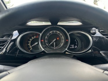 Citroen ds3 vti 82 so chic - historique complet - distribution effectuée occasion simplicicar lagny  simplicicar...